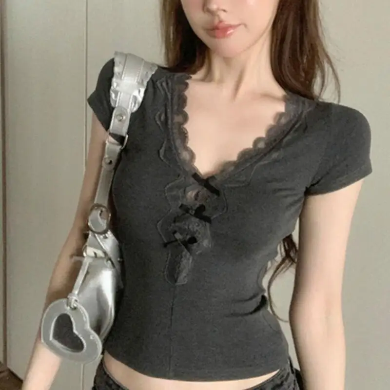 Sexy V-neck lace butterfly condensation navel short sleeved T-shirt for women's summer sexy slim fit spicy girl lace short top