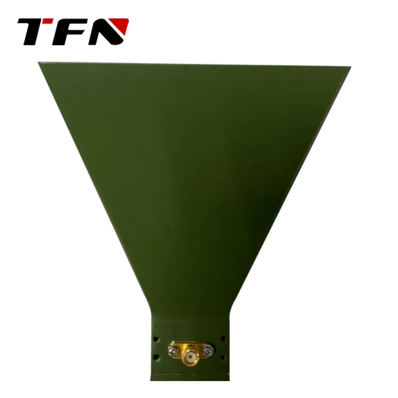 

TFN CK818B 8GHz-18GHz Directional Broadband Horn Antenna