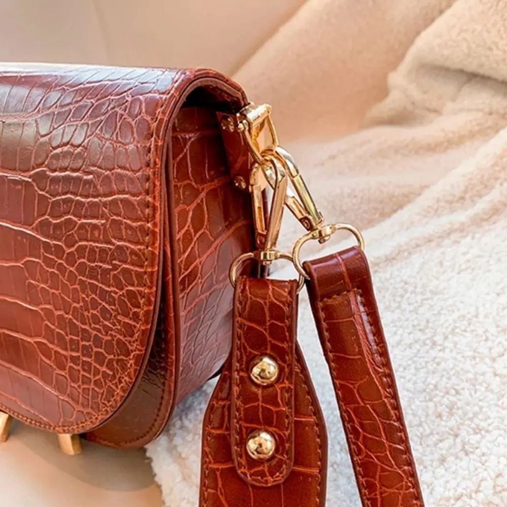 New Crocodile Pattern Women Crossbody Shoulder Bag Solid Color PU Leather Semicircle Handbag Small Purse Messenger Bag