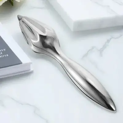 

1Pcs Orange Squeezer Manual Fruit Squeezer Ergonomic Handle Citrus Juicer for Flavorful Drinks Seafood Dishes Everyday Cooking