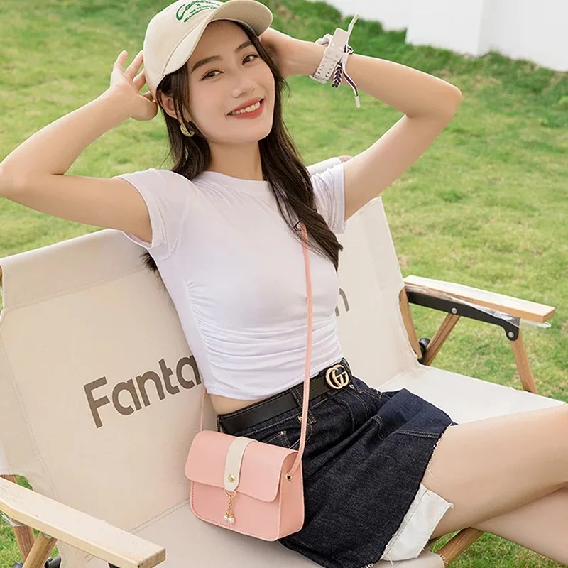 

Contrast Women Shoulder Bag Simple Pearl Pendant Luxury Designer Handbag Messenger Bag Small Square Crossbody Mobile Phone Purse