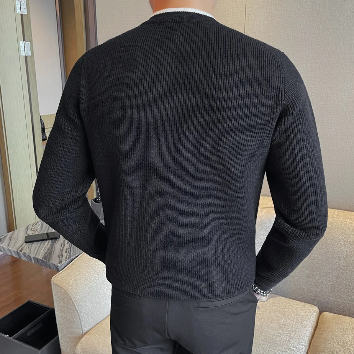 Wysokiej jakości męski sweter na jesień i zimę z okrągłym dekoltem, gruby, dopasowany, elastyczny, dzianinowy pulower męski z krótkim zamkiem błyskawicznym, sweter casualowy.