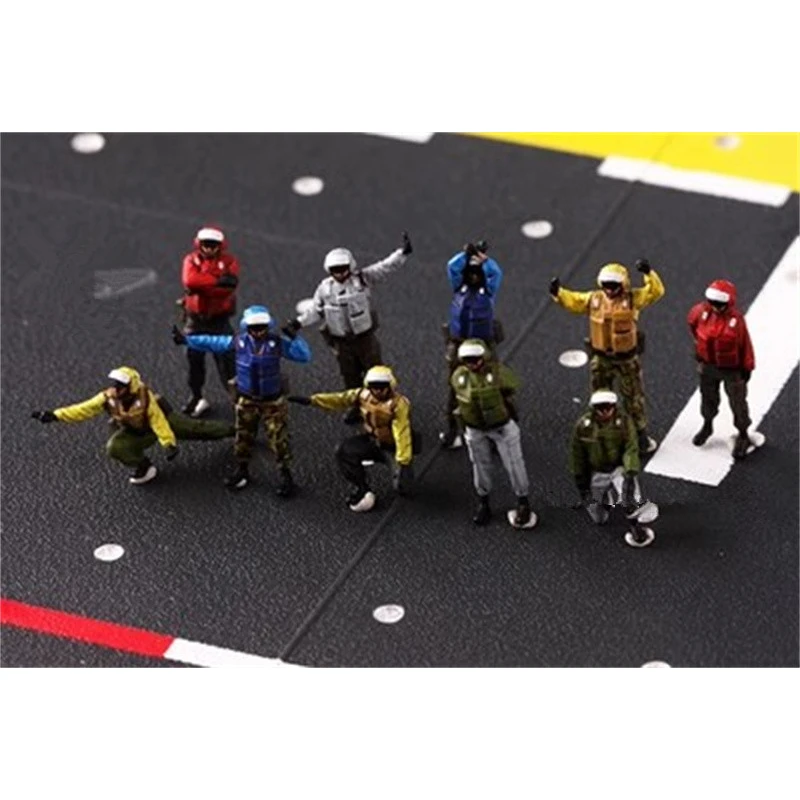 1:72 Scale Model 10Pcs Action Figure US Navy Aircraft Carrier Ground Handling Working Men Dolls Toys DIY Scene Accessory Gifts