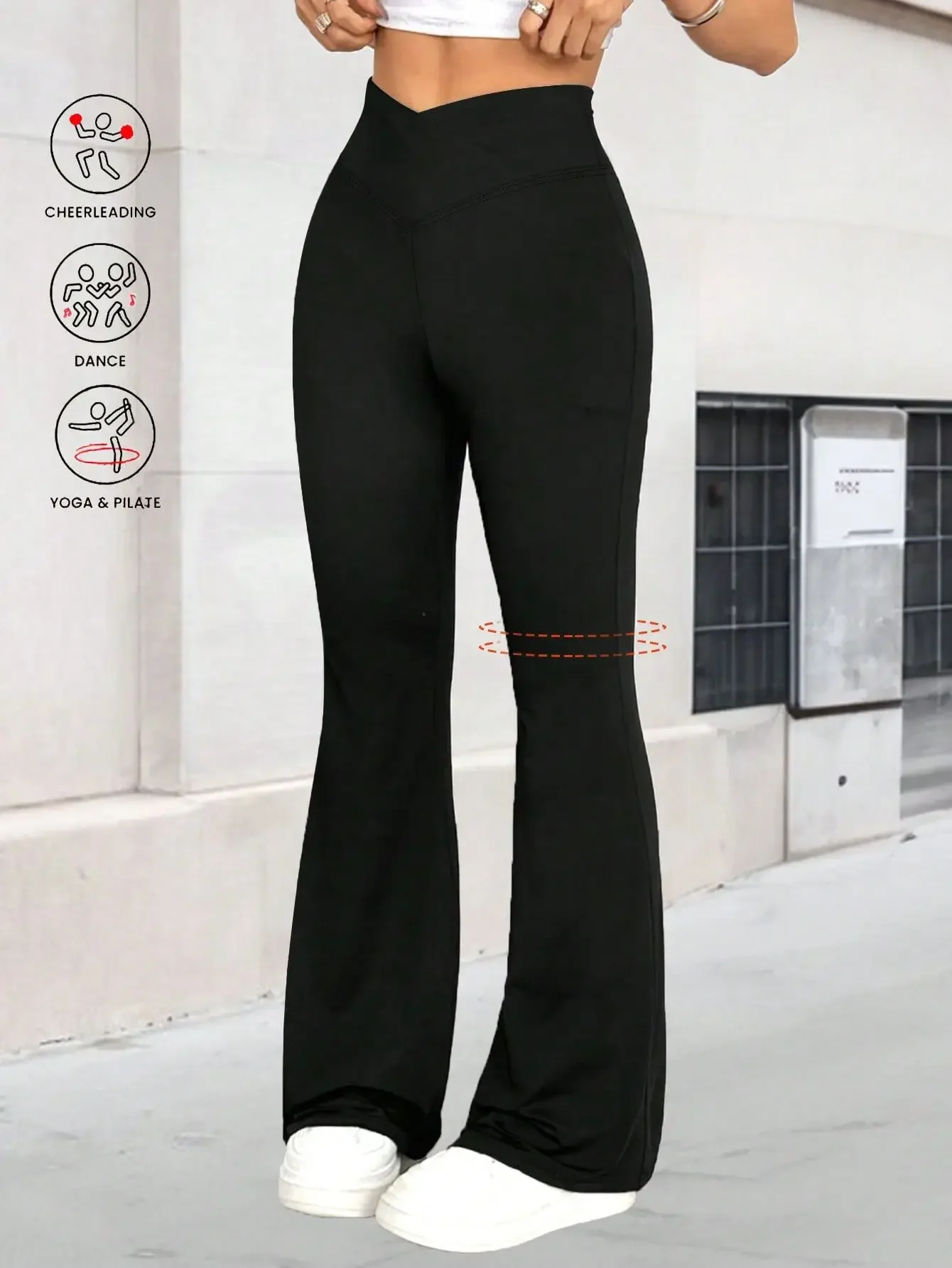 Leggings da yoga a vita alta da palestra per donna Pantaloni da sollevamento per bottino Sensazione nuda Pantaloni da allenamento per gambe svasate ad alta elasticità per vestibilità ampia drappeggiata