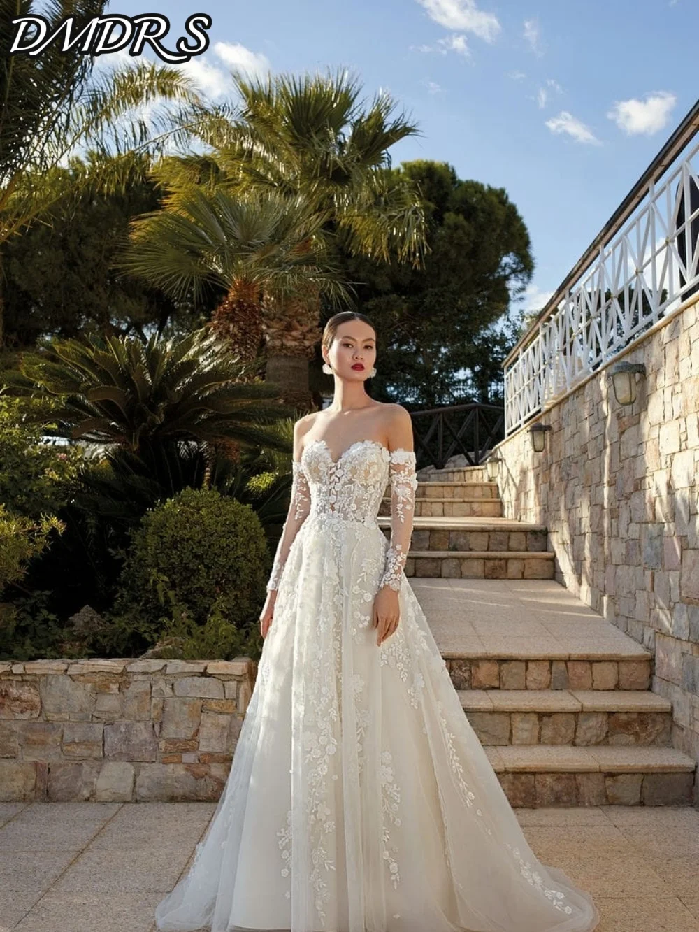 

Classic Off-Shoulder Wedding Dresses Charming Long-Sleeve Bridal Gowns Graceful Appliqué Floor-Length Wedding Gowns Vestidos De
