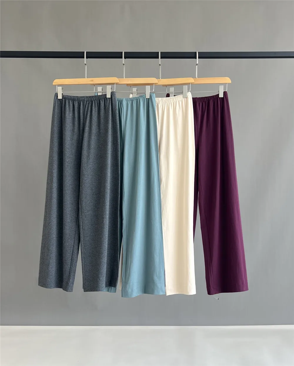 

Women's Spring Summer Elastic Waist Casual Loose Straight Trousers