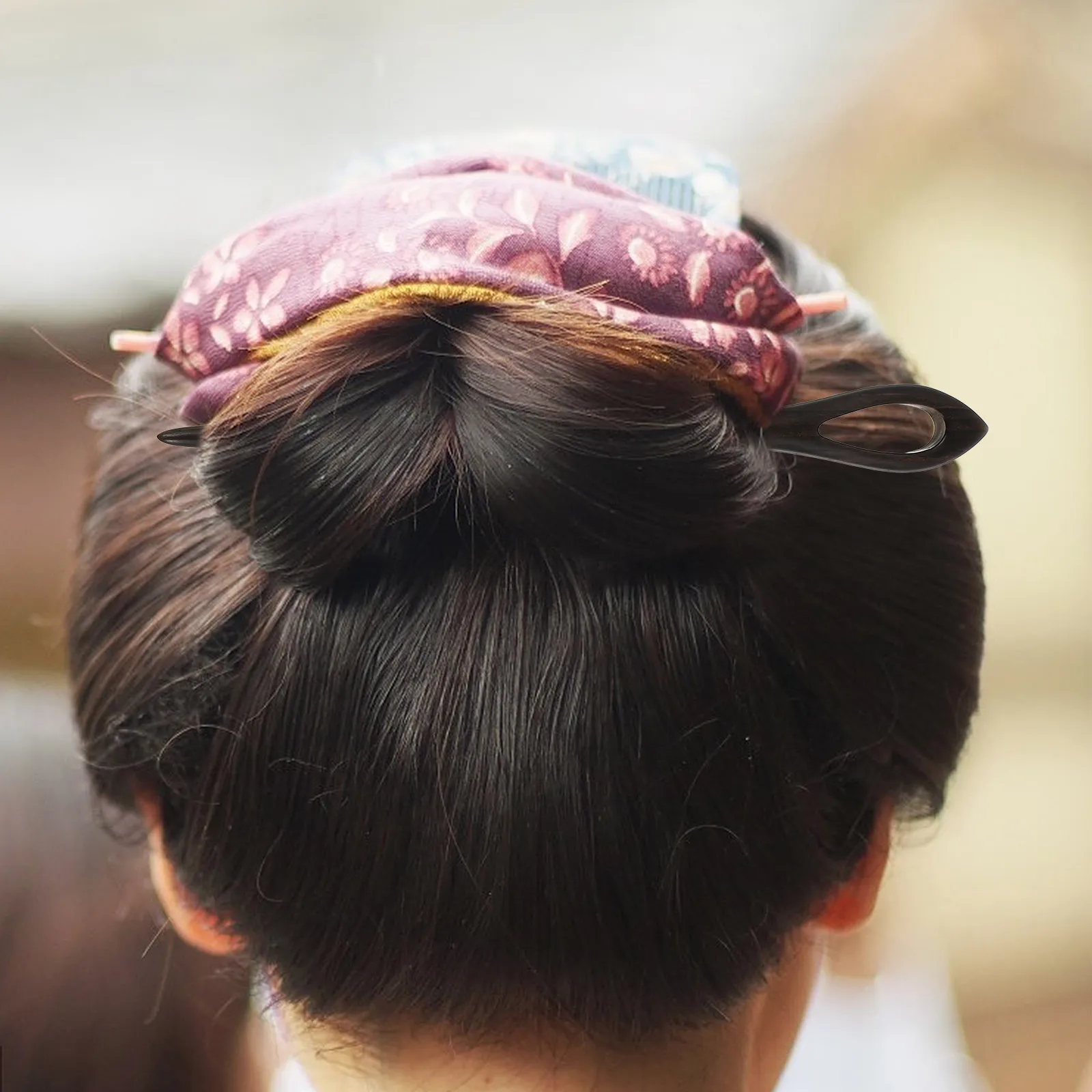 

2Pcs Solid Black Ebony Hairpins Retro Style Hairpins for Updo Chignon Twist Hairstyles Elegant Traditional Hair Accessories