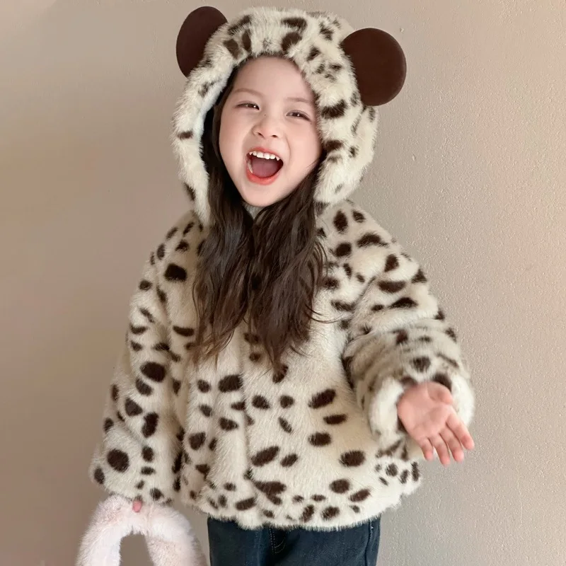 Korean girls' leopard print hooded wool sweater 2025 new winter model  imitation fur cotton-padded clothes children's clothing