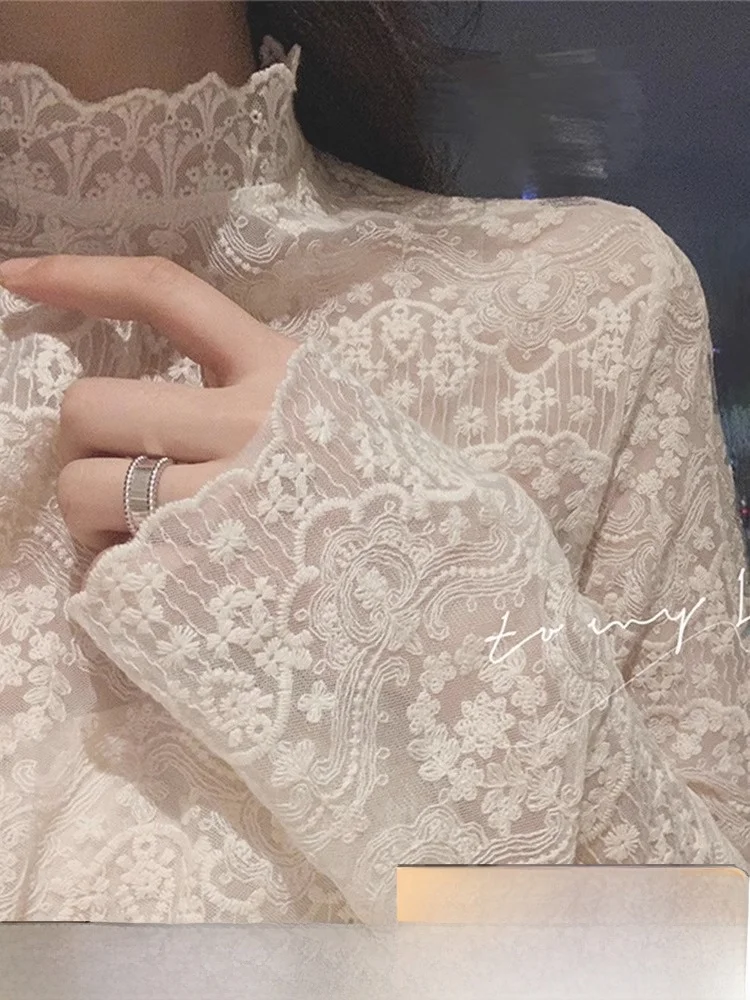 Ladies Fleece Lined Long Sleeve High Neck Lace Base Shirt Spring Autumn Winter 2026 New Arrival Commute Style Korean Version