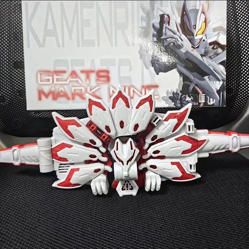 Kamen Rider Geats DX Mk.IX Juego de hebilla elevadora Cinturón de transformación de zorro de nueve colas con efectos de sonido central Juguete para regalo para niños