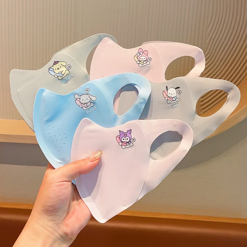 Miniso เด็กฤดูร้อนใหม่ Kuromi Sanrio ตาข่ายระบายอากาศผ้าไหมน้ําแข็งหน้ากากเด็กนักเรียนครีมกันแดดครีมกันแดดหน้ากาก