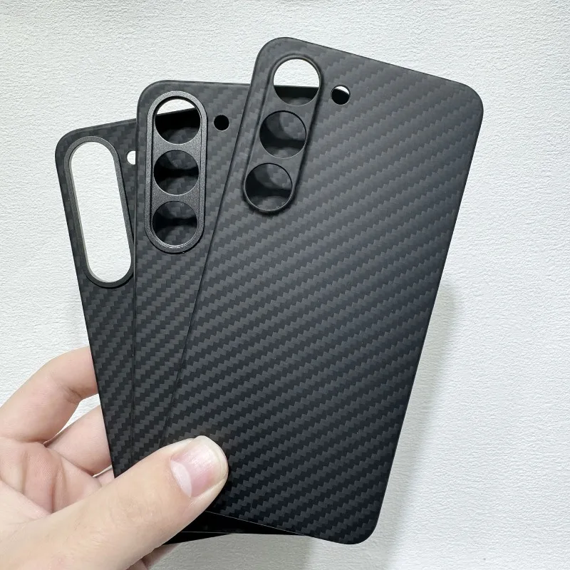 

Suitable for s23 Kevlar fiber magnetic mobile phone case S23 carbon fiber, light, fashionable and simple.