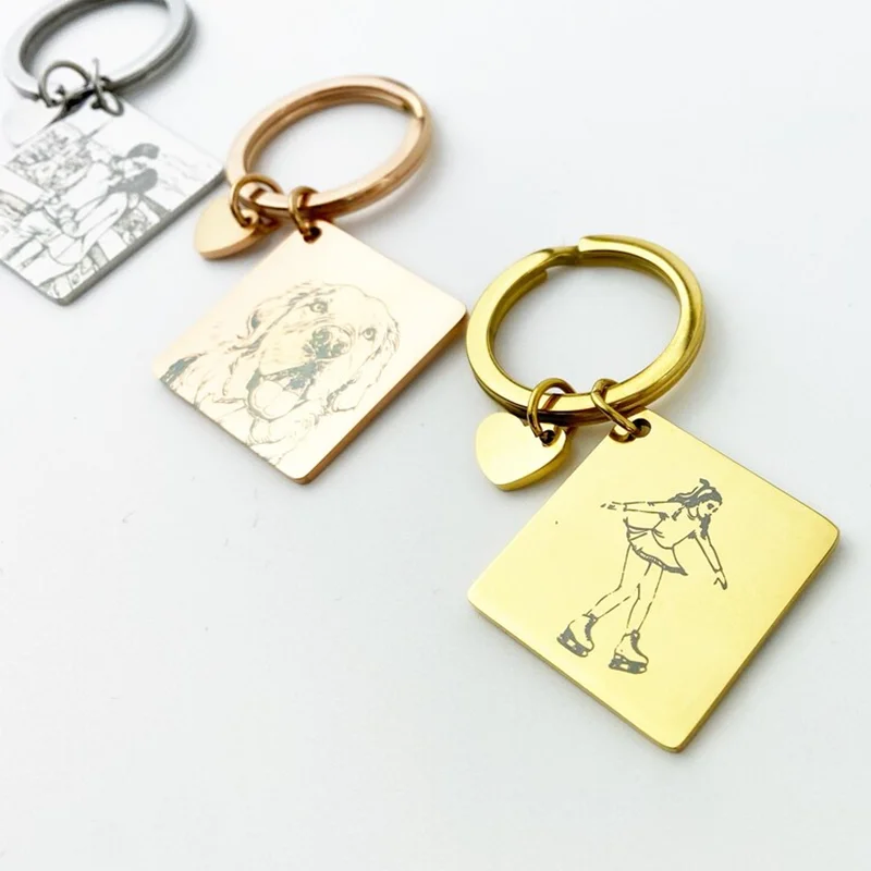 

Personalized Engraved Photo Letter Initials Keychain Custom Monogram Stainless Steel Men Women Perfect Couple Parent Family Gift