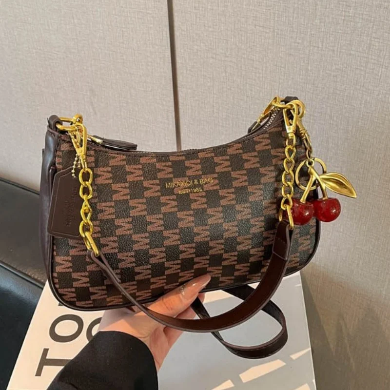 

Винтажная квадратная сумка через плечо с регулируемым ремнем, женская сумка-мессенджер, элегантный аксессуар, сумка-тоут, клатч.