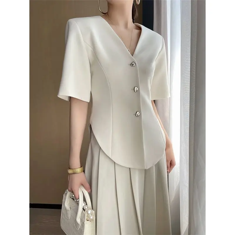 Blouse Women's Summer Short-sleeved Suit Commuter Elegant Flattering Stylish Outerwear New Niche Casual Distinctive Fashionable