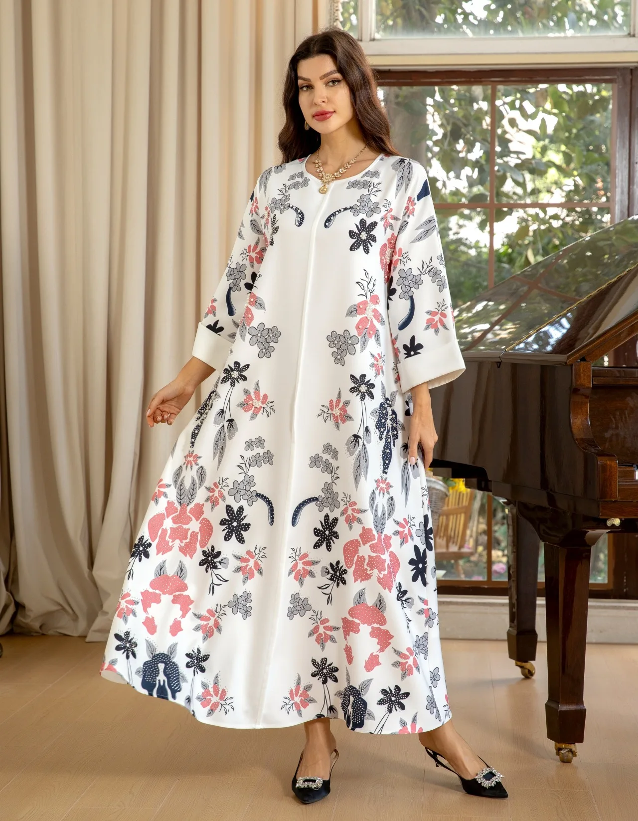 

Fashion Light Luxury Muslim Dress Women Diamond Flower Print Arabic Dress for Women Abaya Dubai Clothes for Muslim Women Ramadan