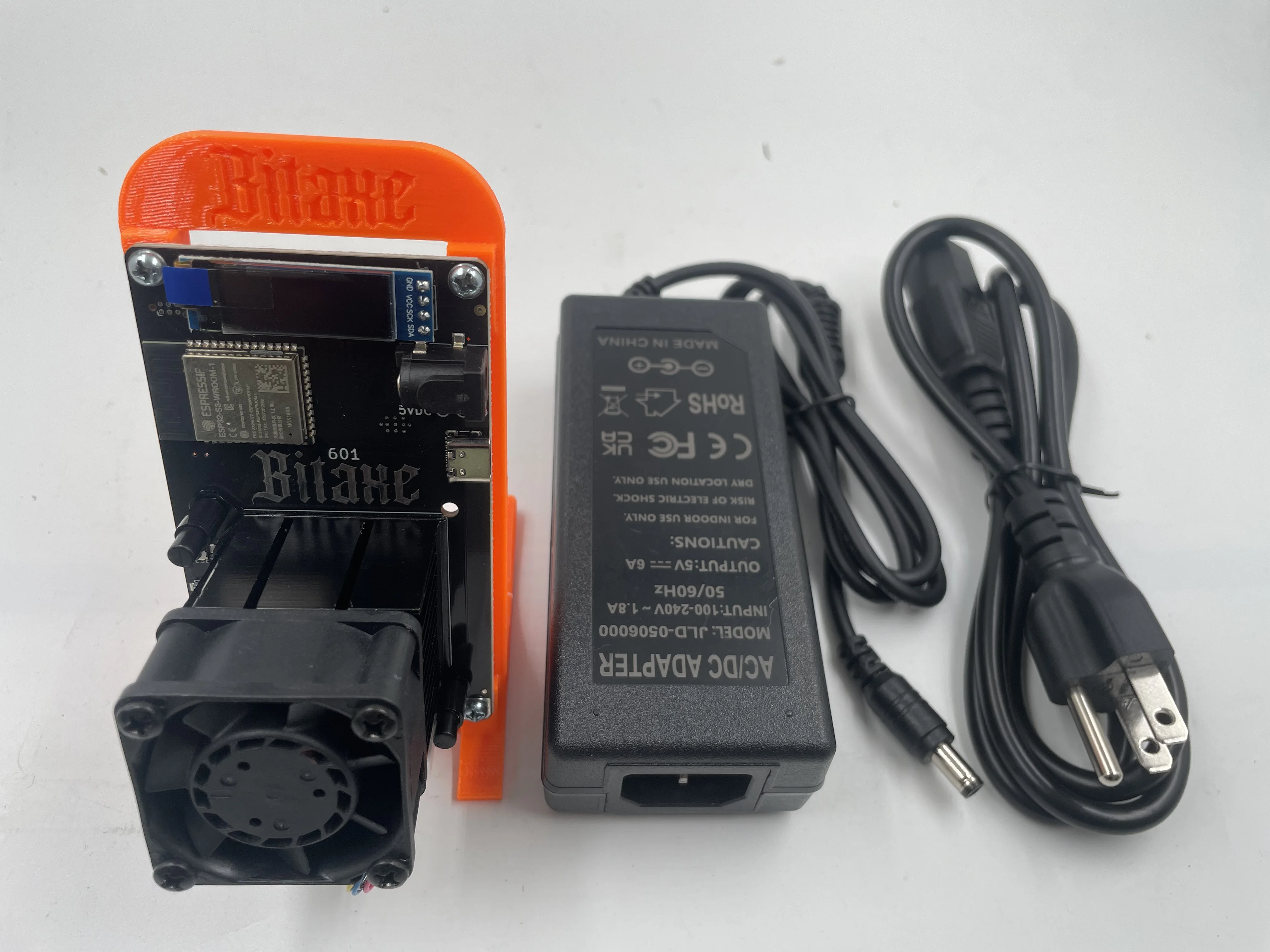 Orange Color Bitaxe Gamma 601 Solo Miner 1.2TH/S BM1370 Asic Chipb Bitaxe 18W Solo Miner Bitcoin Miner Wth Bracket