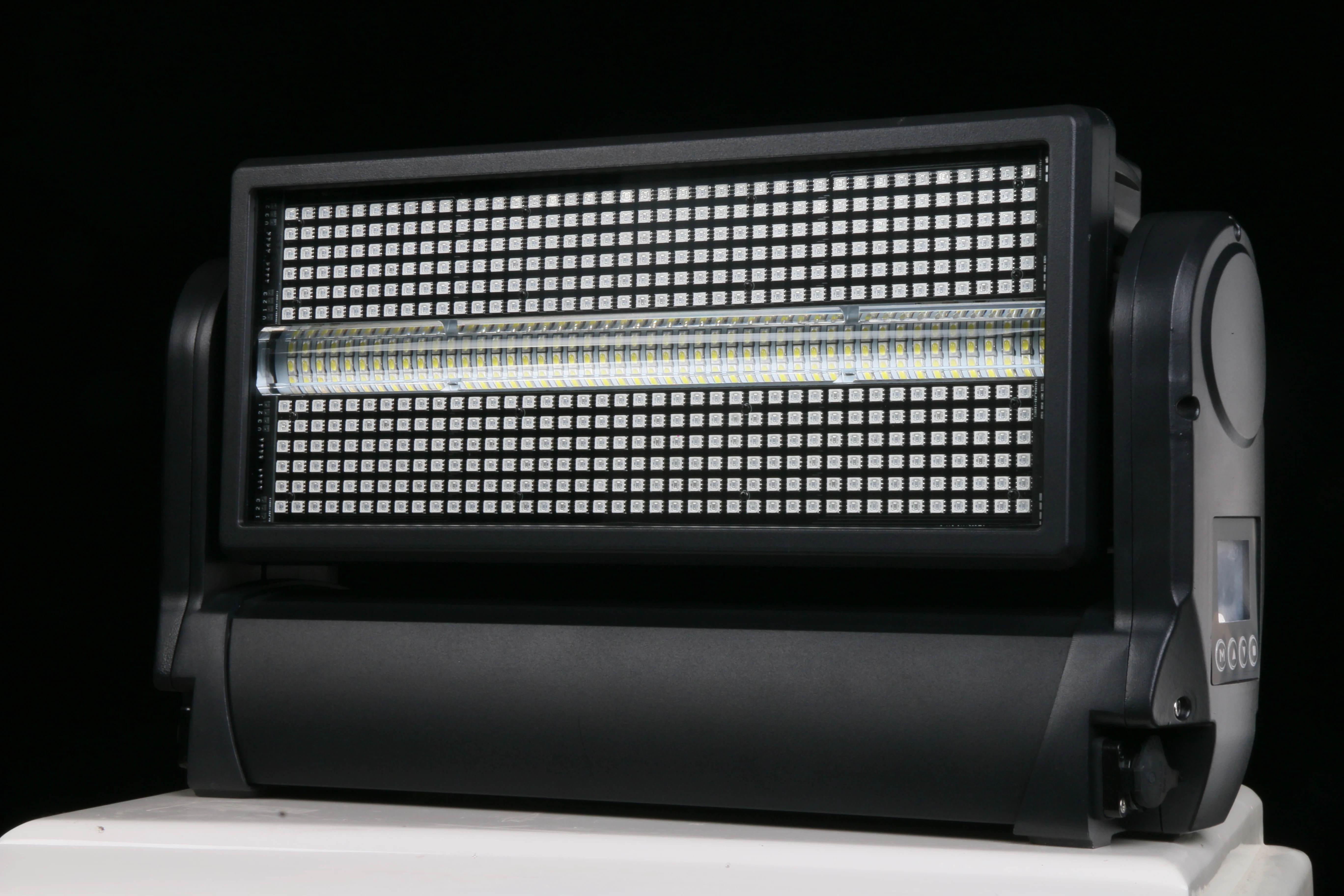 IP65 1000W RGBW LED Matrix Strobe Moving Head Light DMX512 Professional Stage Light for Concert Outdoor Wedding Bar