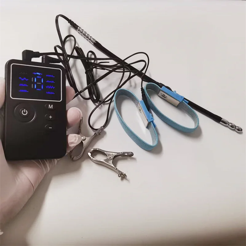 8 طرق صدمة كهربائية مجرى البول السبر إدراج المعادن الذكور التوصيل موسع الحصان العين قضيب خواتم الديك الحلمات كليب لعبة الجنس الرجال