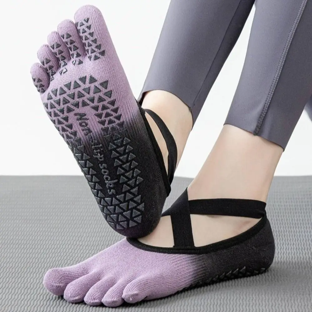 Anti-Slip Sports Five Finger Socks Split-toed Breathable Women Yoga Socks Gradient Color Low-Cut Yoga Short Hosiery Yoga