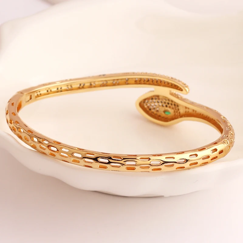 Good Quality Green CZ Snake Bracelet for Women 18K Gold Plated Open Bracelets Bangle Femme Vintage Goth Jewelry pulseras mujer