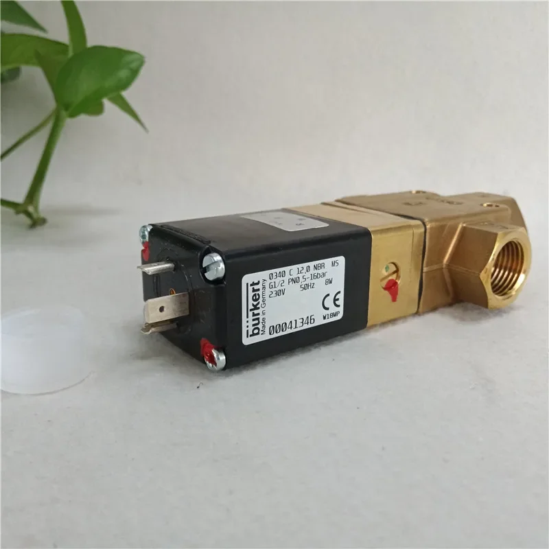 Solenoid valve 0340 two-position three-way long closed normally open DN8.0 brass 0.5-16bar 0