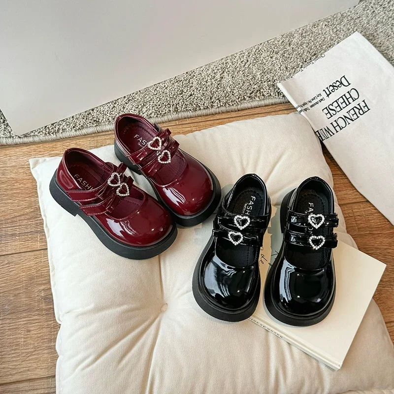 Dziewczęce buty księżniczki z kokardką Love Kids Black Performance Dance Shoes for Party 2024 New Girls Leather Shoes Round Toe Soft Sole