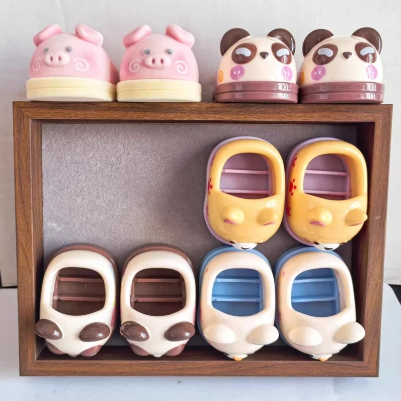 Quente genuíno bebê três anos de idade 400% universal animal em pé vestir acessórios dos desenhos animados boneca sapatos caixa cega presente aniversário