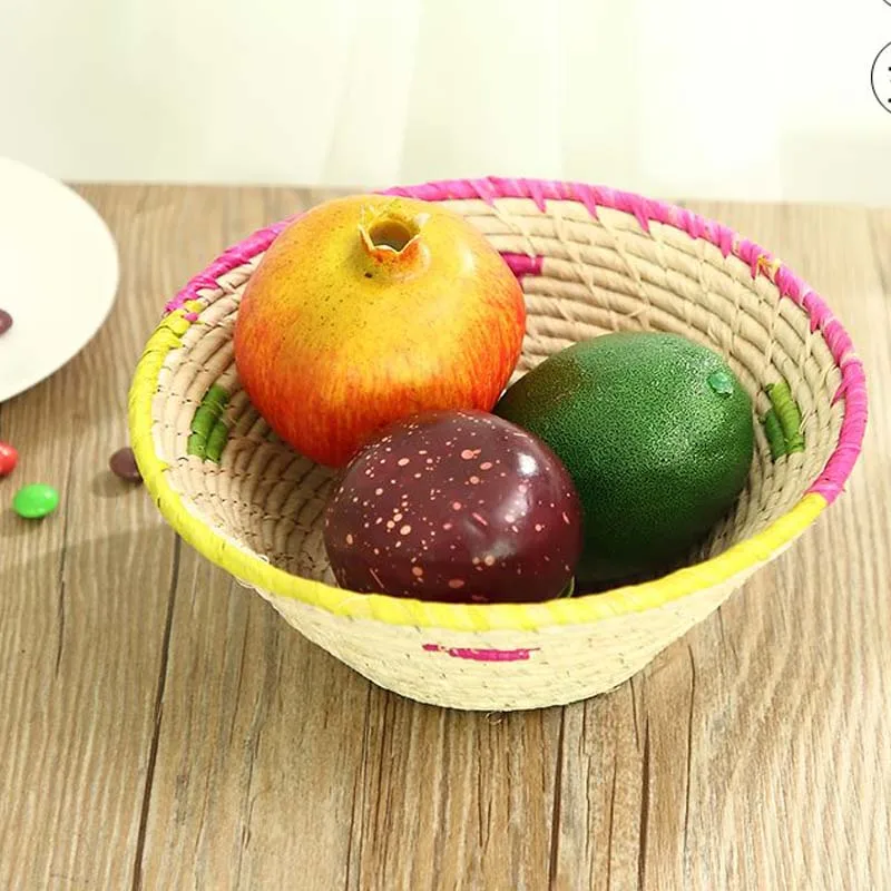 Natural Raffia Handwoven Fruit Basket Creative Rustic Storage Basket for Living Room Home Kitchen Table Decor Bread Fruit Bowl