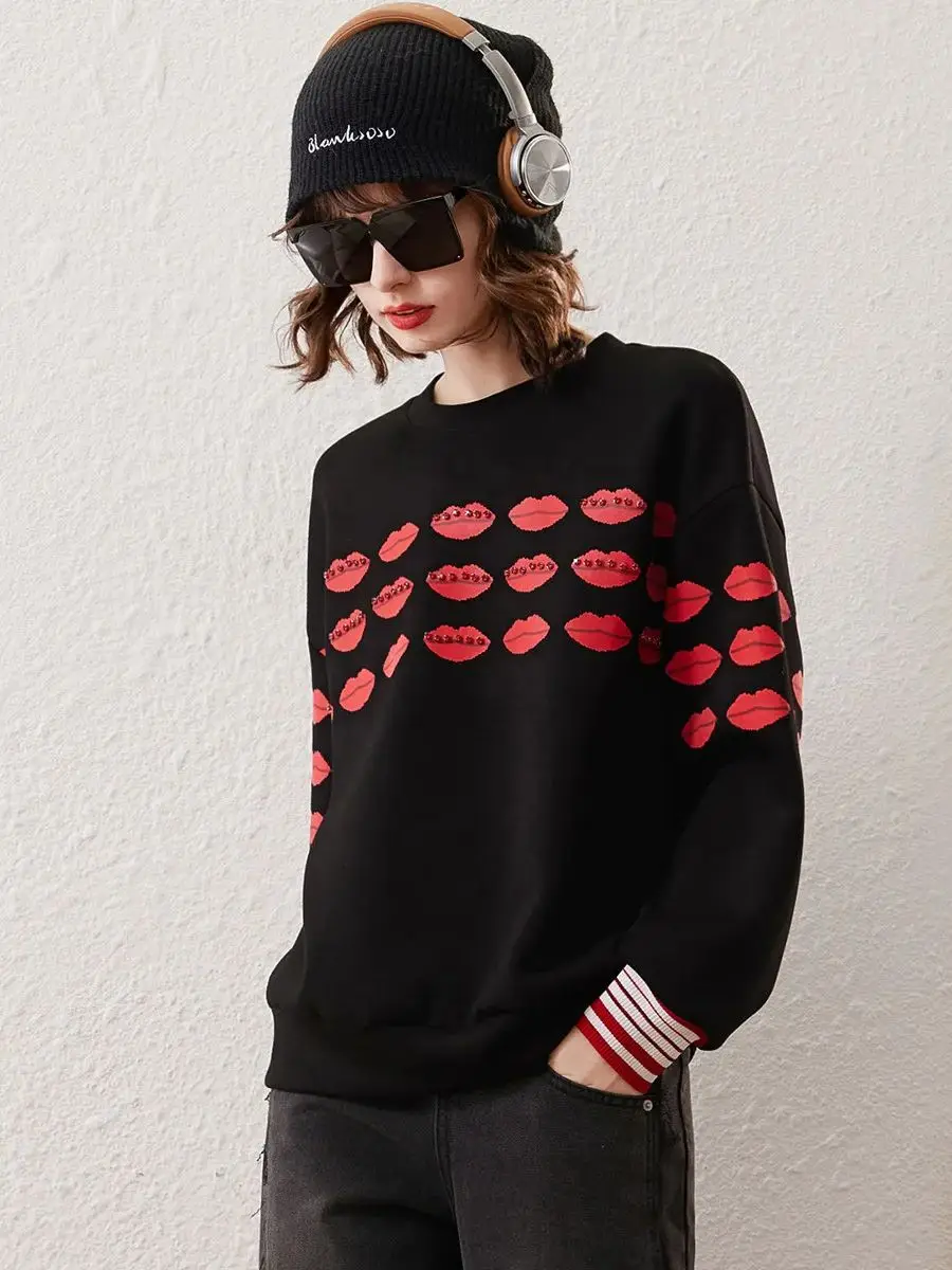 LOUIS YAO Women Sweatshirt 2023 Autumn Long Sleeve Round Neck Heavy Beaded Lips Pattern Loose Fit Top