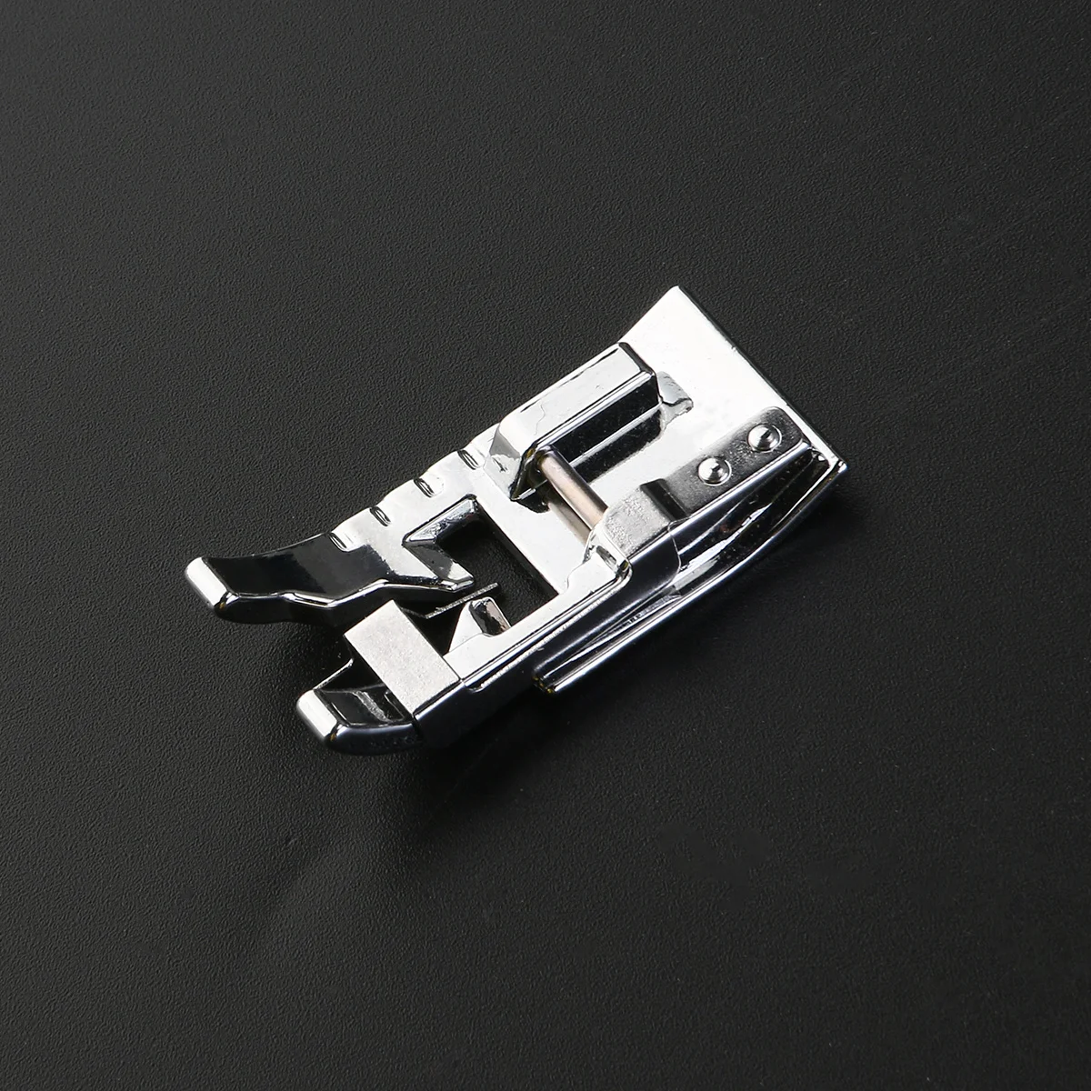 

Durable Metal Overcast Presser Foot Fits All Low Shank Sewing Machines Stitching Over Edges Easily and Neatly Practical