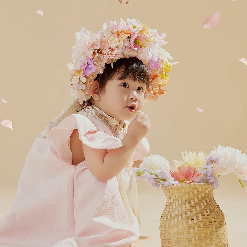 1-2 Year Old Baby Girl Photography Props Literary Style Dress + Artificial Flower Theme Set Studio Photo Background Accessories