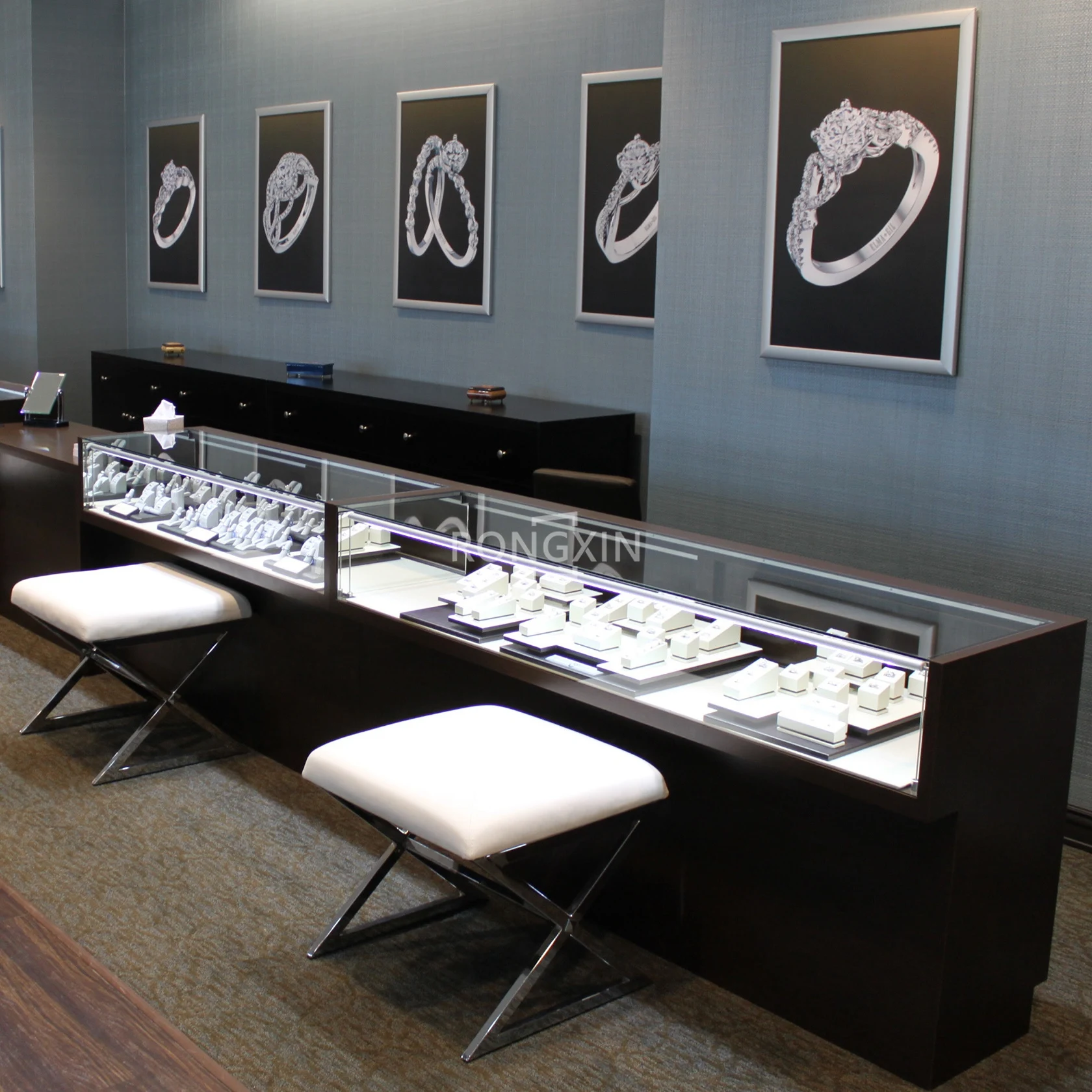 Popular Modern Designed Jewelry Shop Customized Fashion Wooden Display Cabinet With Glass Top Cover Showcase