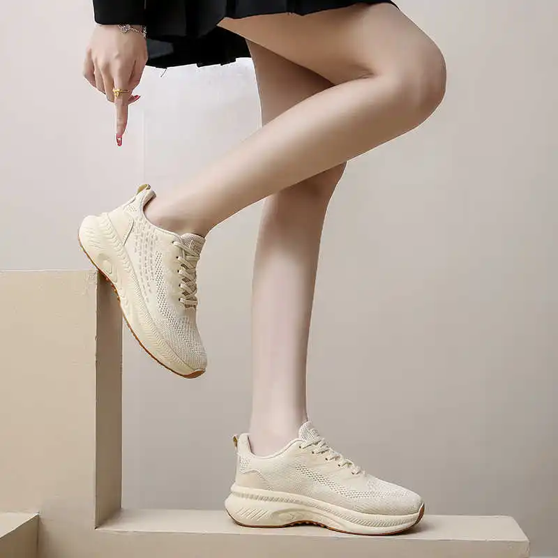 

Демисезонные женские коричневые ботинки на толстой подошве, черные женские туфли для бега, удобные женские кроссовки, спортивные развлечения