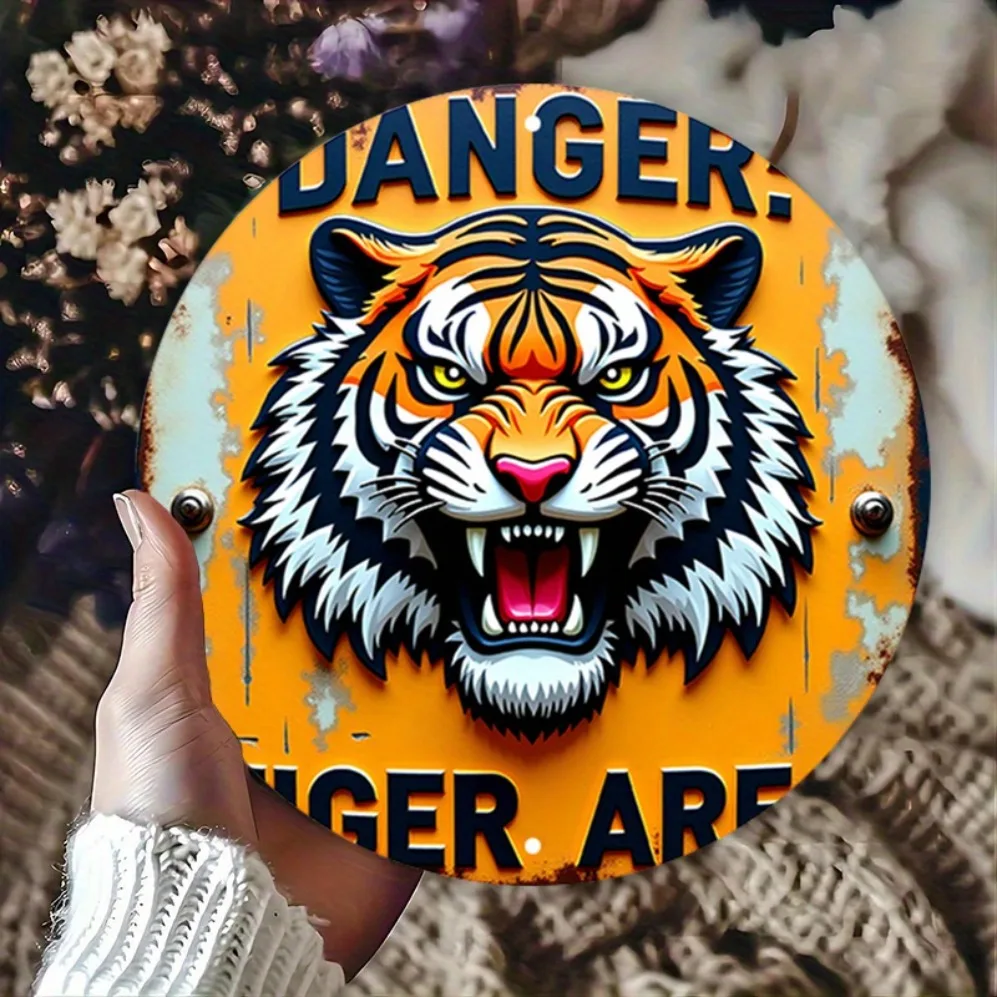 2D Flat Vintage Tiger Alert Metal Sign: Round Aluminum Wall Art with Roaring Tiger Design – High-Danger Predatory Wildlife Decor