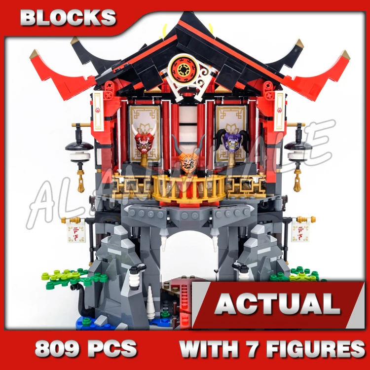 809pcs Shinobi Resurrection Temple Roof Transformation Function Chamber Prison 10806 Building Block Toys Compatible With Model