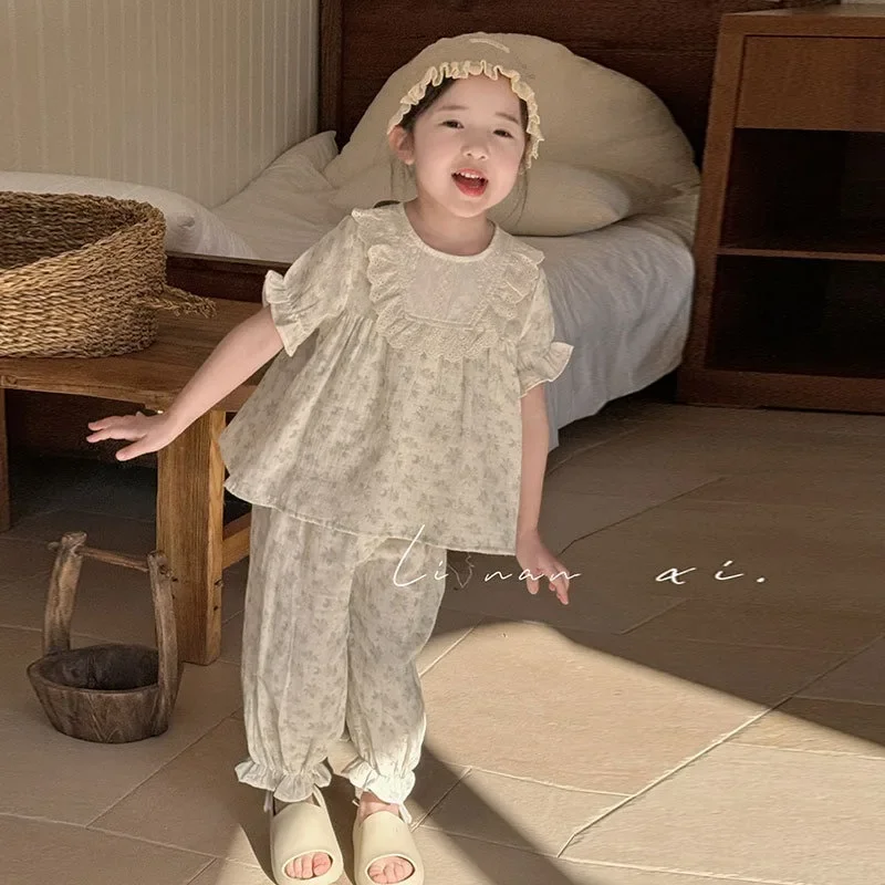 

2025 Summer New Cotton Pajamas, Short Sleeves, Pants, Baby Girls' Home Clothes Set, Two Piece Cute Children's Clothing Set