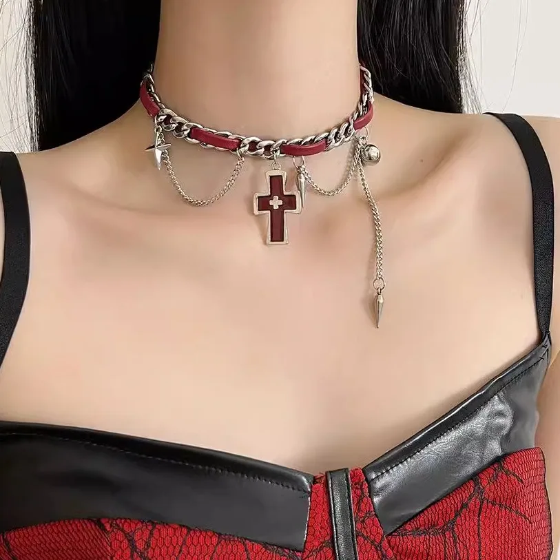 

Women's Choker Necklace with Rivets Metal Leather Collar Y2K Subculture Fashion Dark Punk Locket Chain