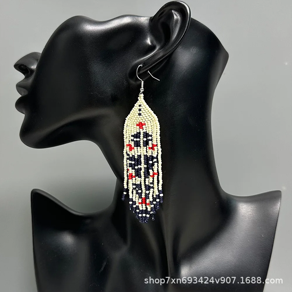 ZGMXR Rice bead earrings Geometry Irregular Tassel Hand-woven Fashion Creativity Bohemia Alloy Woman Simple Beaded earrings view 4