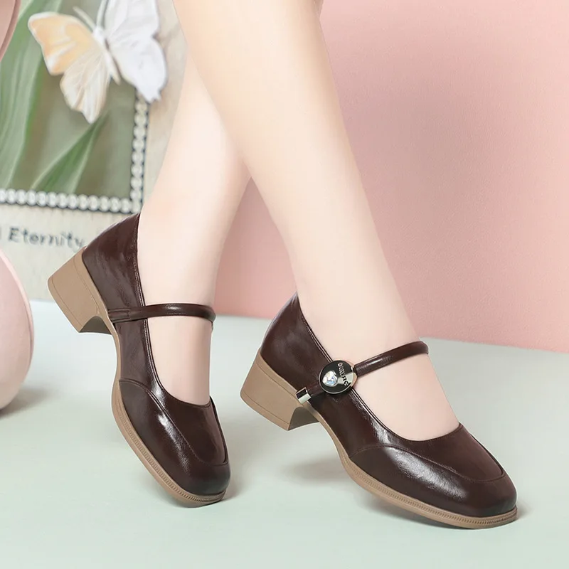 

Винтажные женские туфли Мэри Джейн из мягкой кожи с неглубоким ртом, осень 2024, универсальные удобные туфли на квадратном каблуке для офиса, мамы, работы на каждый день