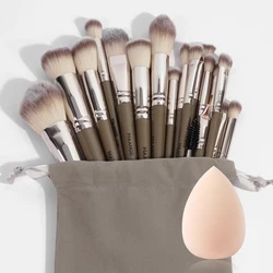 MAANGE 19pcs Makeup Tools Kit Kabuki Foundation Powder Concealer Makeup Brush Powder Puff Makeup Sponge Set with Gift Bag