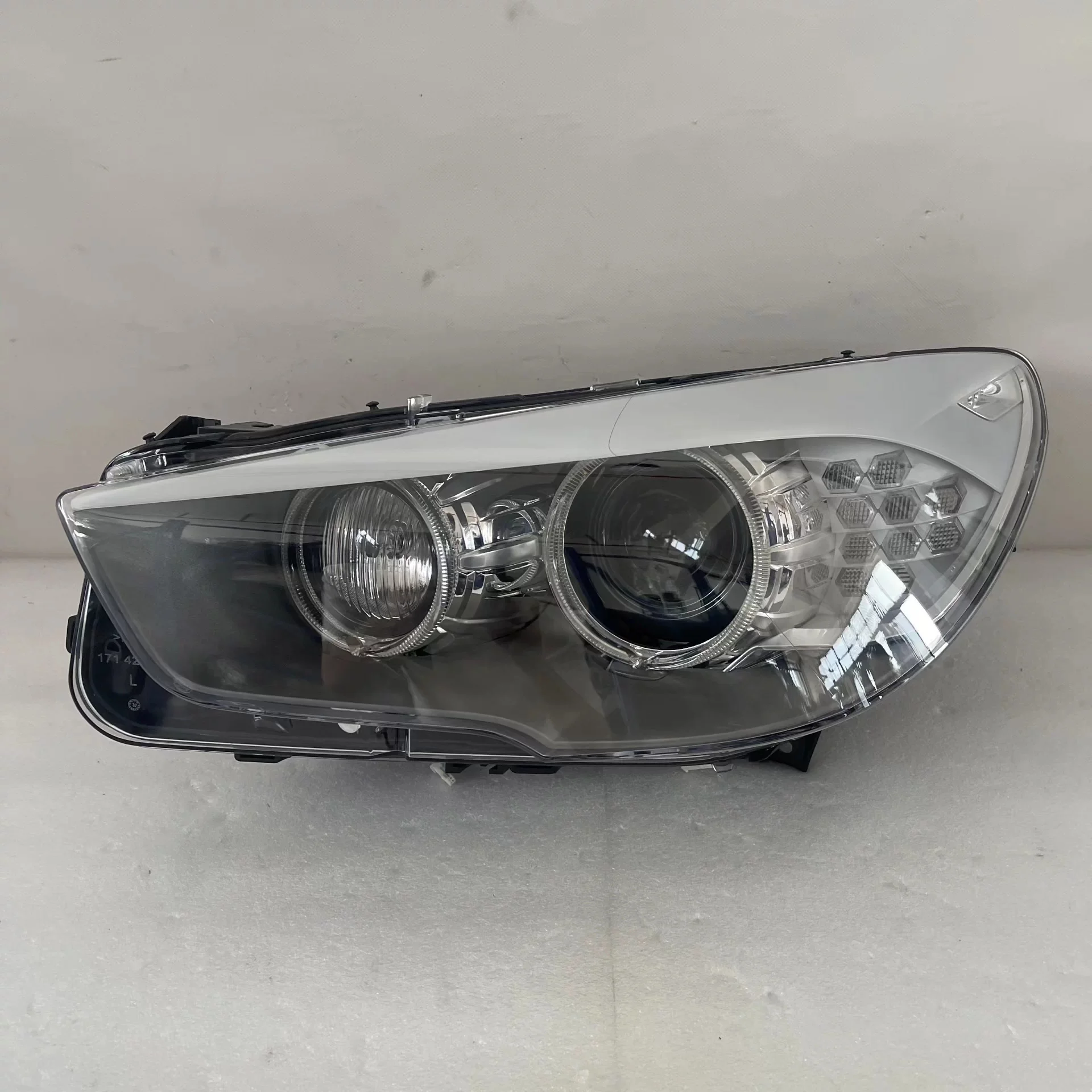 1PC For Bmw F07 Hea…