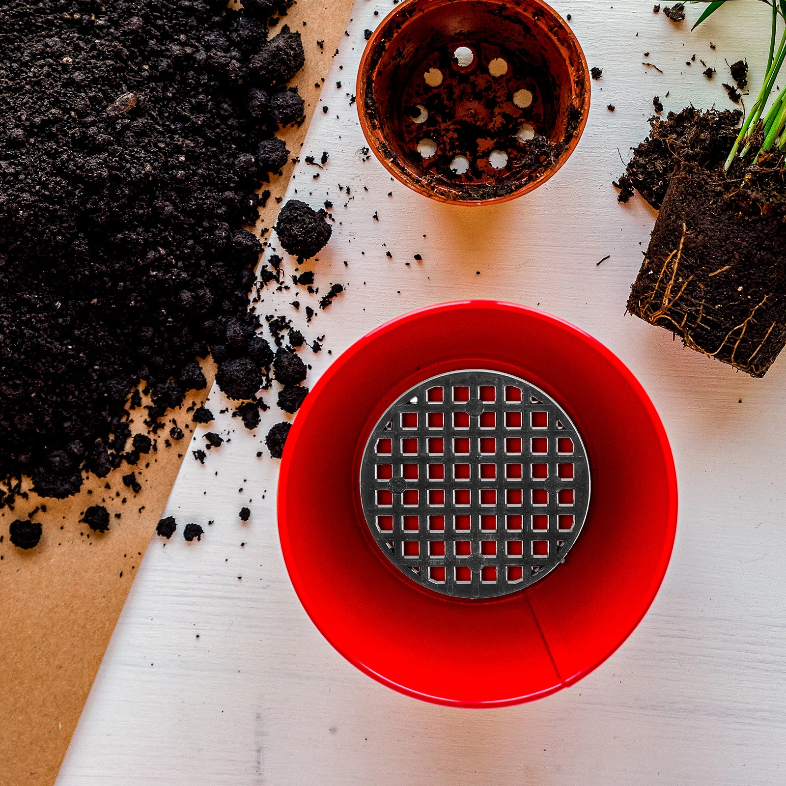 

100pcs Planter Hole Mesh Mat Garden Flowerpot Pads Drainage Netting Plant Pot Bottom Pad Lightweight for Plants Flowers