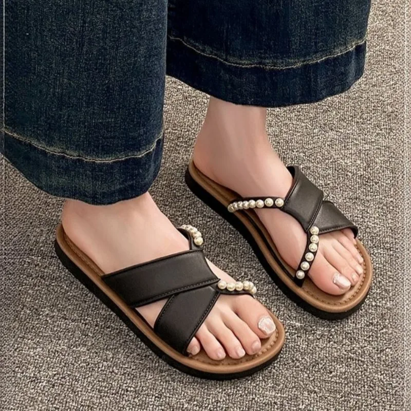 

Summer Women's Flip Flops Cross Strap Flat Heel Anti Slip Versatile Fashionable Outdoor Wear Korean Style Elegant