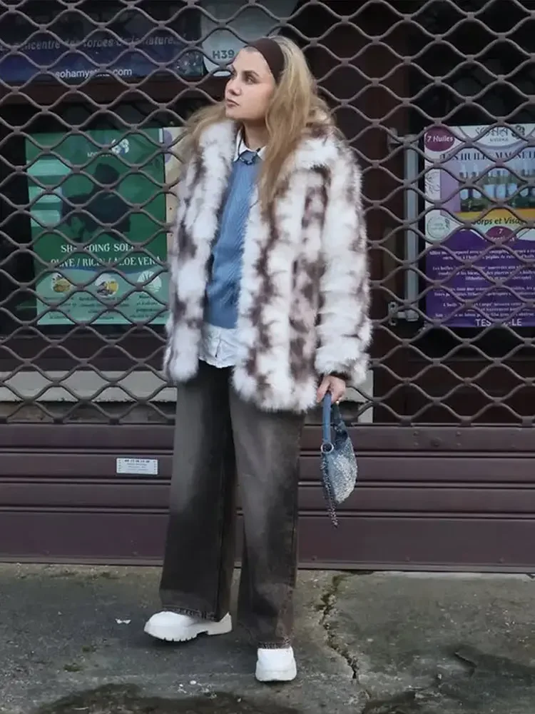 Cappotti in pelliccia sintetica con stampa chic per donna Capispalla termico invernale Cappotto caldo allentato chic a maniche lunghe 2025 Giacca urbana alla moda da donna