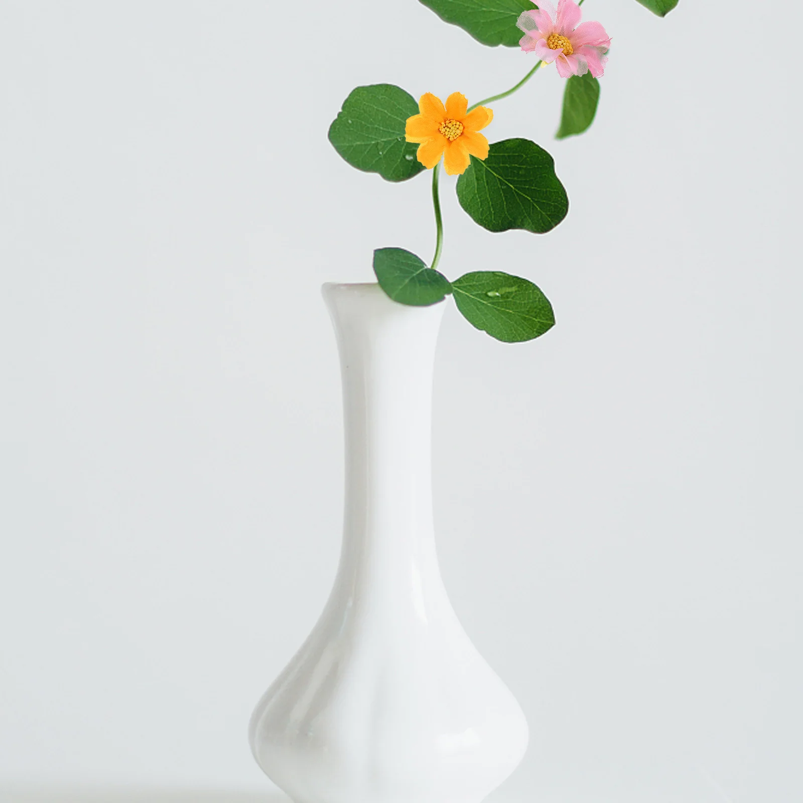 

150 Pcs Artificial Silk Daisy Flower Heads for Party Wedding DIY Craft Making Accessories Soft Material Versatile Usage Sewing