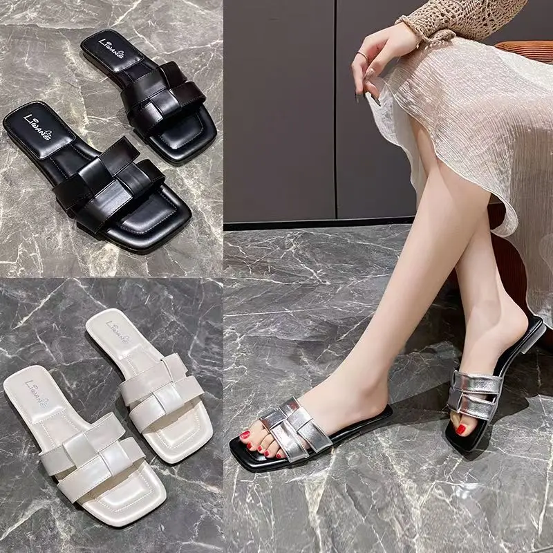 

Summer anti-slip flat sandals for women stylish comfortable beautiful and versatile suitable for casual outings and shopping