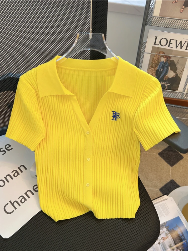 Summer Yellow Knitted Polo Shirt Women\'s 2024 New French V-Neck Letters High Waist Slim-Fit Ice Silk Top Short-Sleeved T-Shirt