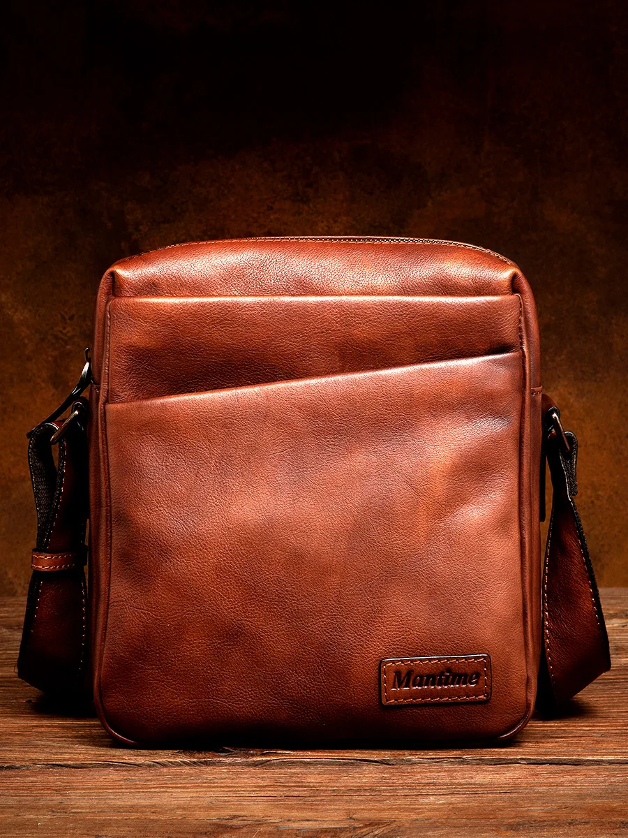 

Men's Leather Chest Bag Vegetable Tanned Leather Casual Shoulder Bag Cowhide Multifunctional Men's Messenger Bag Travel Ipad Bag