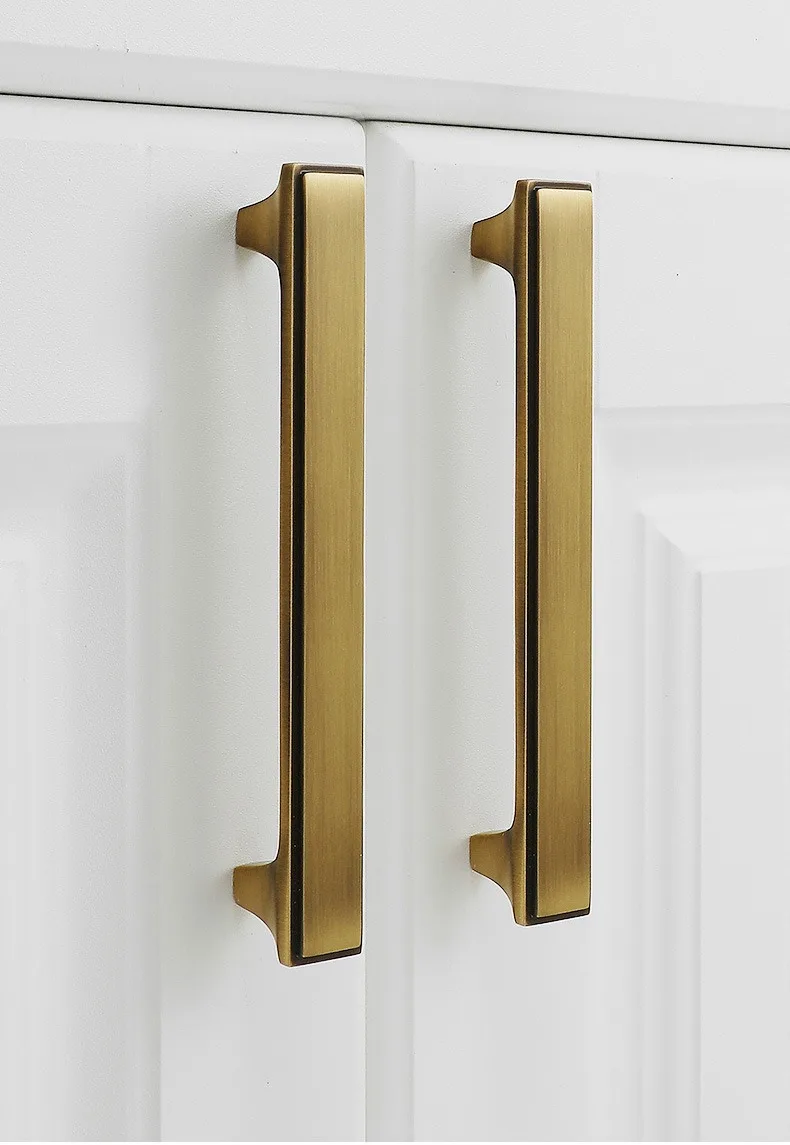 1 Stück Massiver Messinggriff im europäischen Stil, minimalistischer Schrankgriff, klassischer, leichter Luxus-Schubladengriff, langer Türgriff für Schränke. – Detail 24